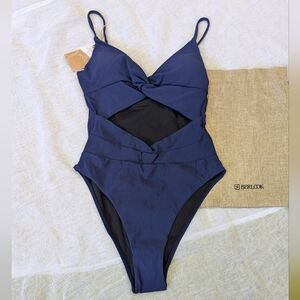 BNWT / Berlook / XS / Medium / Navy Blue Cutout Twist One-Piece Swimsuit